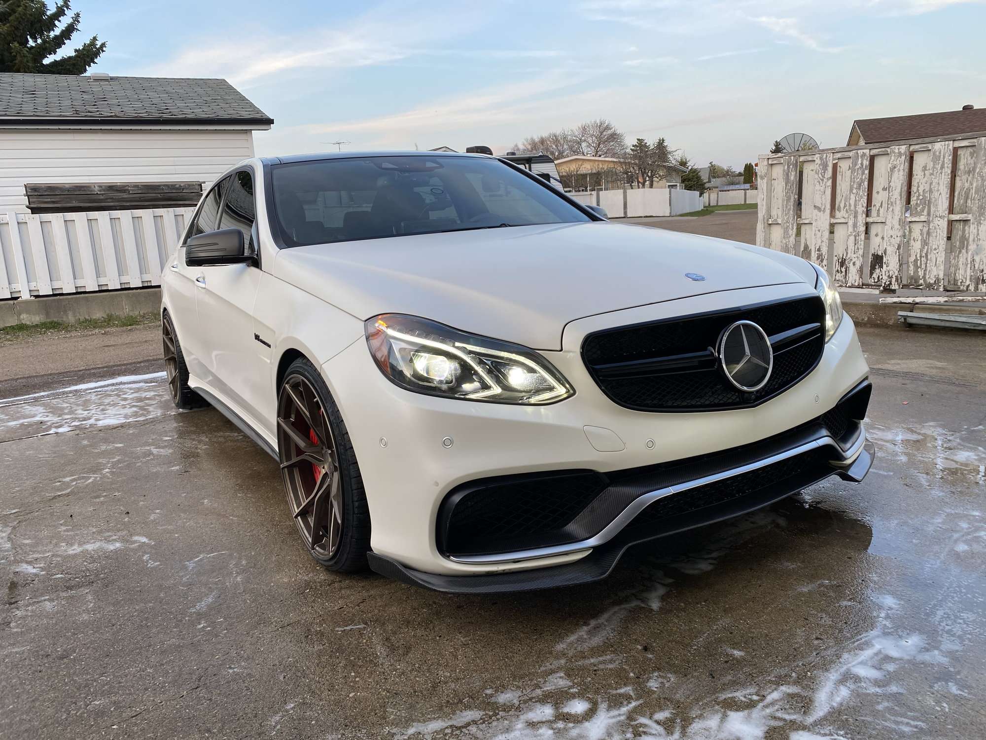 2014 Mercedes-Benz E63 AMG S fitted with Stance SF07 20x10 35mm wheels