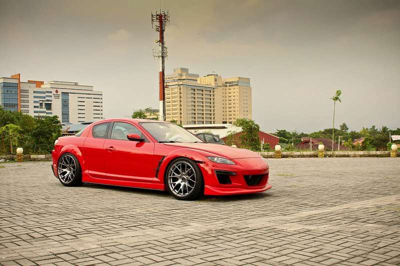 2007 Mazda RX-8 on Linea Corse Wheels LC818 - Hyper Black