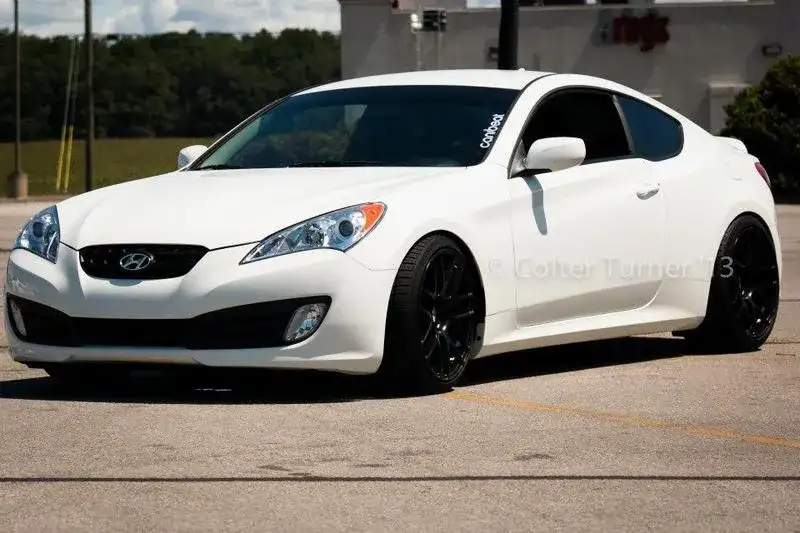 2011 Hyundai Genesis Coupe fitted with 4.4.2 19x9.5 22mm wheels
