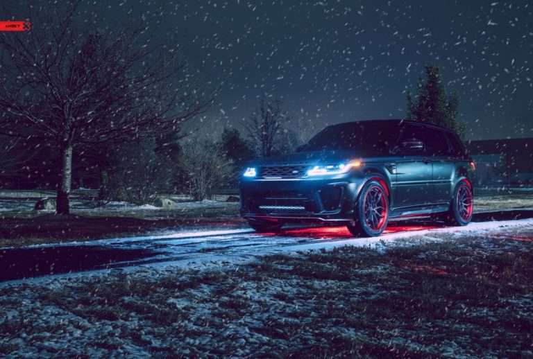 2018 Land Rover Range Rover fitted with AN31 22x10.5 35mm wheels