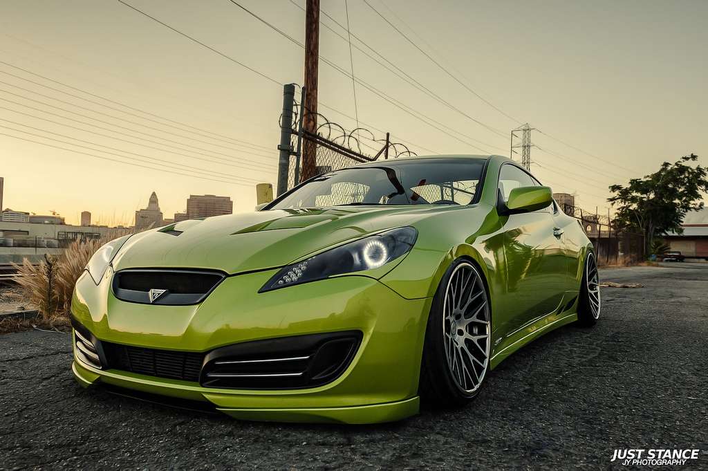 2010 Hyundai Genesis Coupe fitted with CS20 20x10 18mm wheels