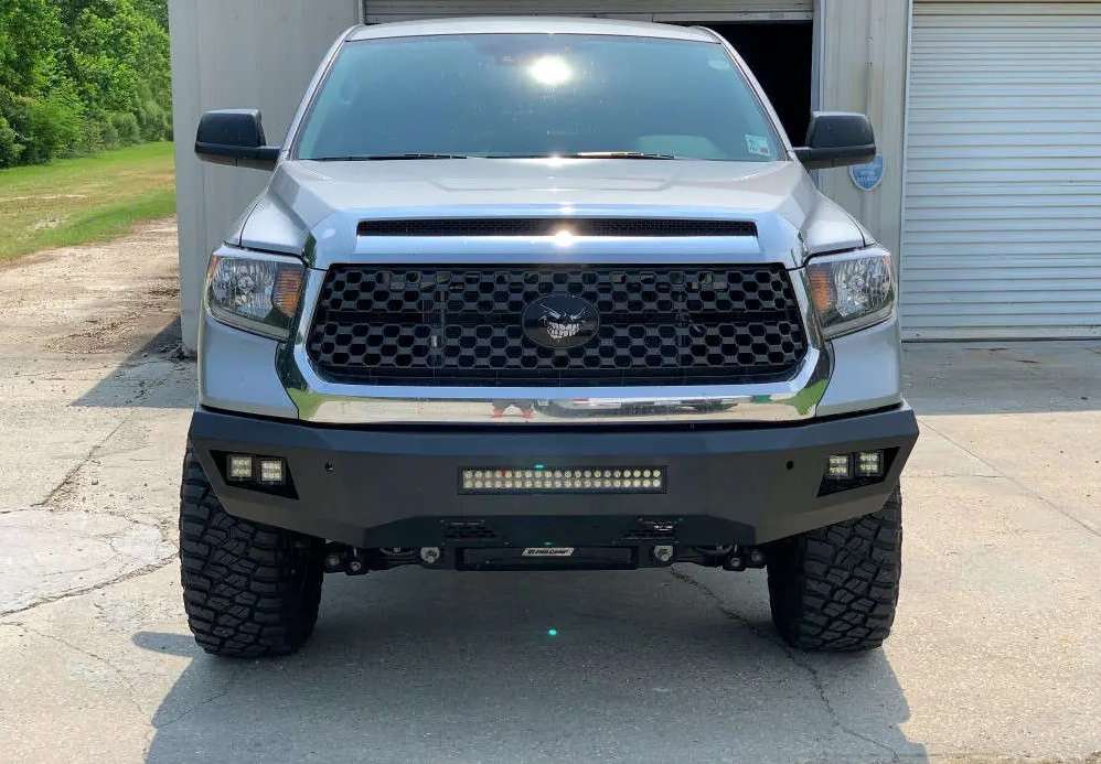 2021 Toyota Tundra - Fuel Maverick D538 - Machined Black 20x9 +0, 315/60R20, lifted