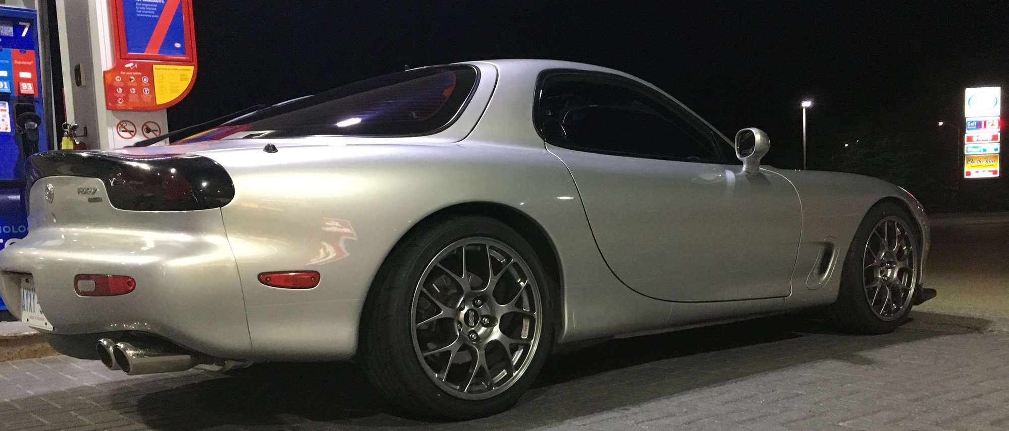 1990 Mazda RX-7 fitted with Evo X MR 18x8.5 38mm wheels