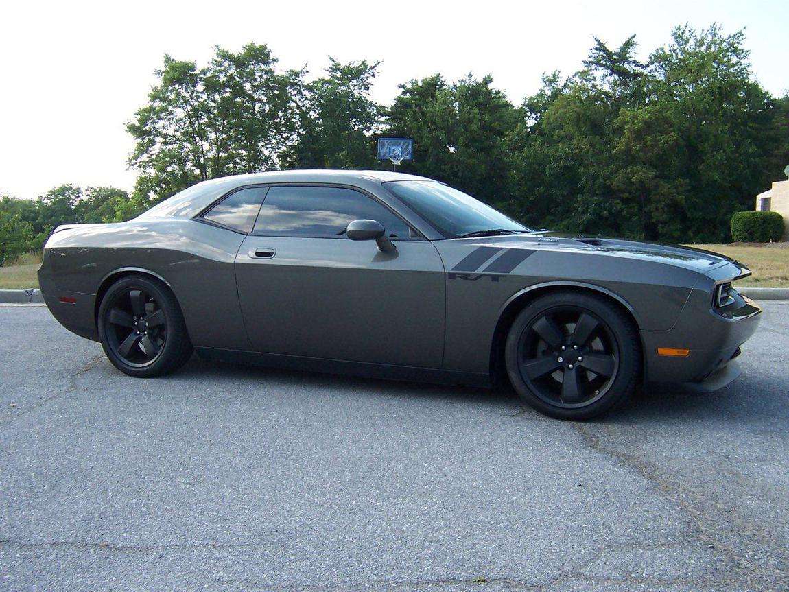 2011 Dodge Challenger fitted with Charger Wheels 20x9 15mm wheels