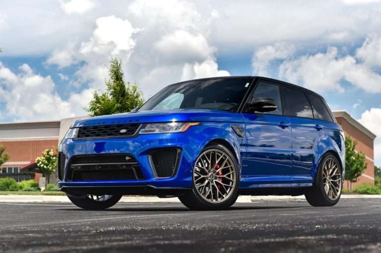 2019 Land Rover Range Rover fitted with SV-F 2 22x11 24mm wheels