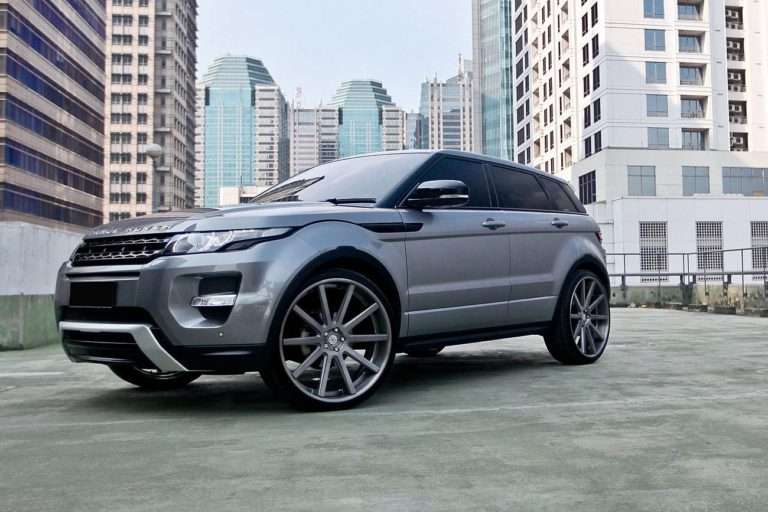 2012 Land Rover Range Rover Evoque fitted with CSR10 24x9 25mm wheels