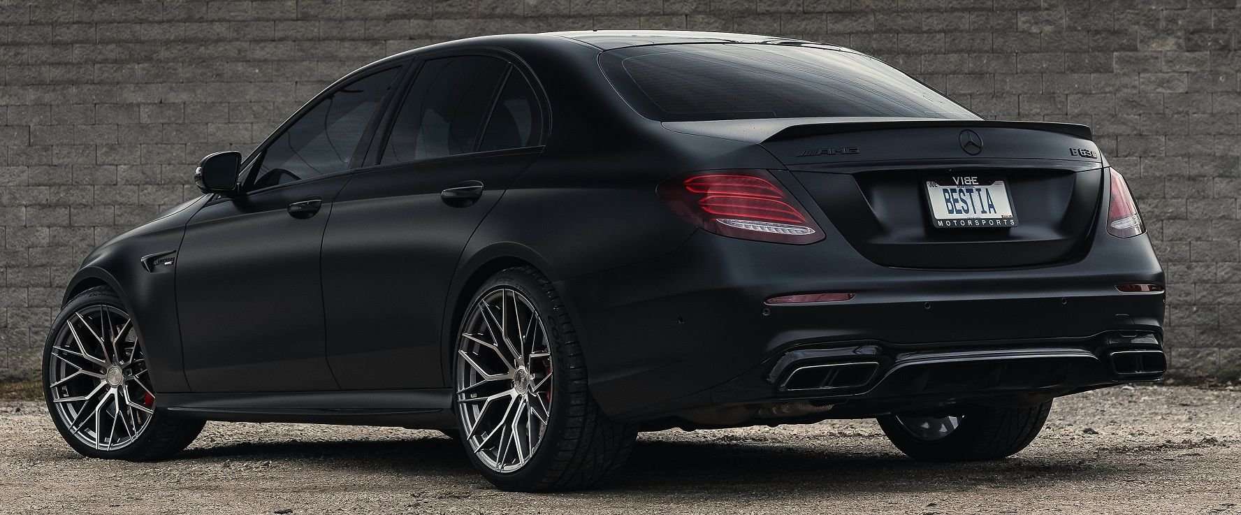 2019 Mercedes-Benz E63 AMG S fitted with Avant Garde M520R 20x10 44mm wheels