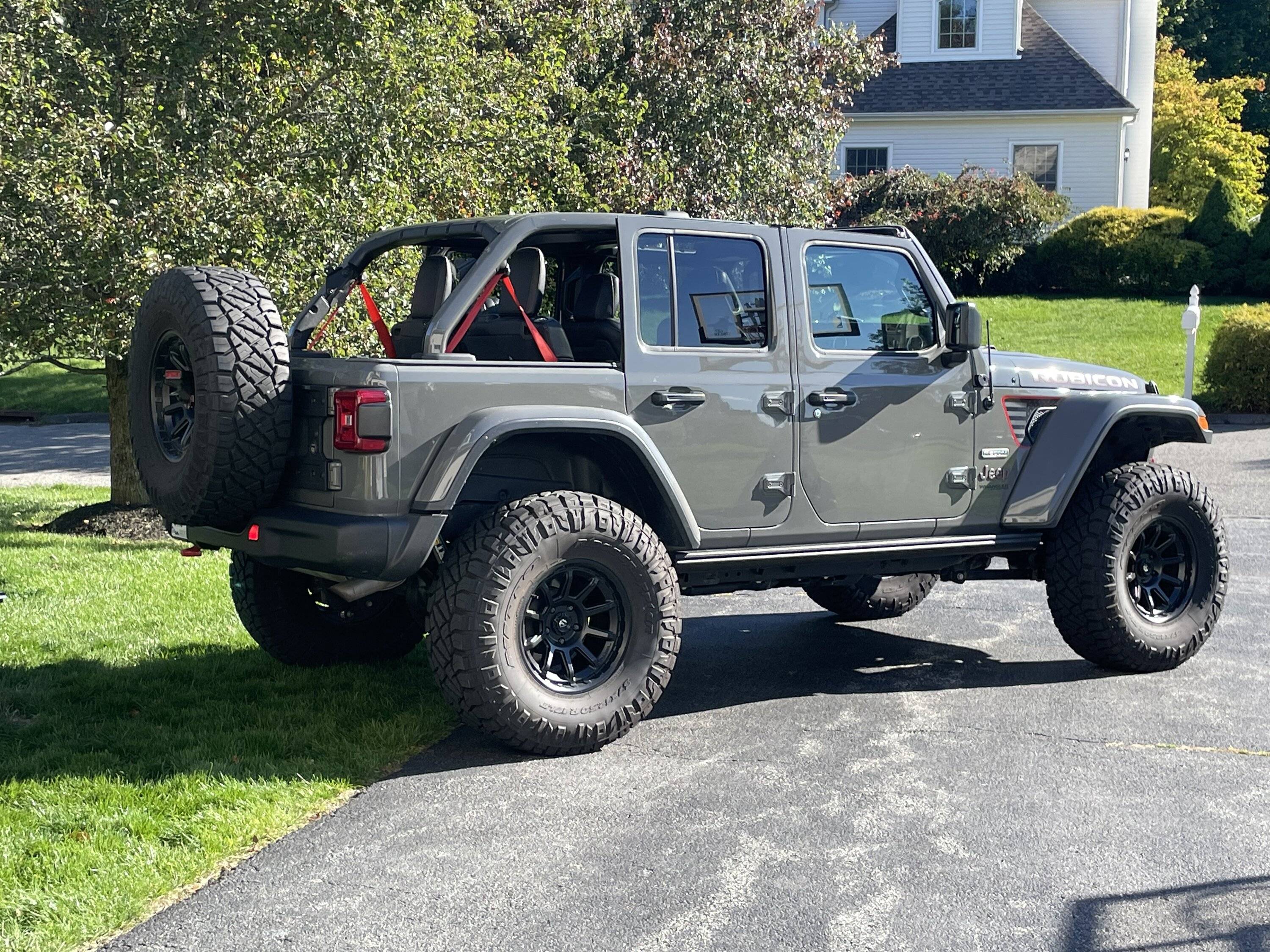 2020 Jeep Wrangler · fuel · 17x9 front / 17x7.5 rear