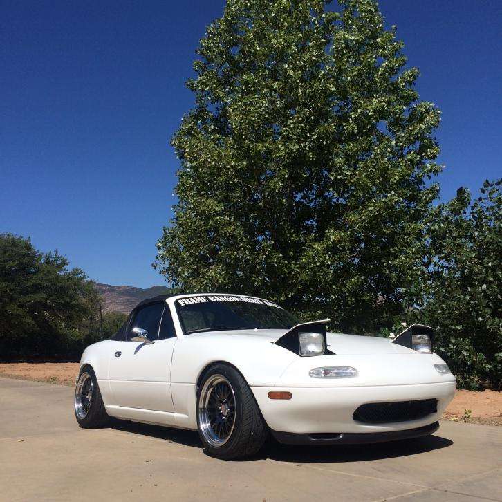 1990 Mazda Miata fitted with 531 15x8 25mm wheels
