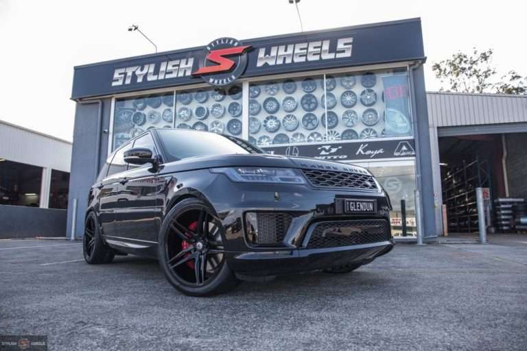 2019 Land Rover Range Rover fitted with ABL-12 22x10.5 35mm wheels