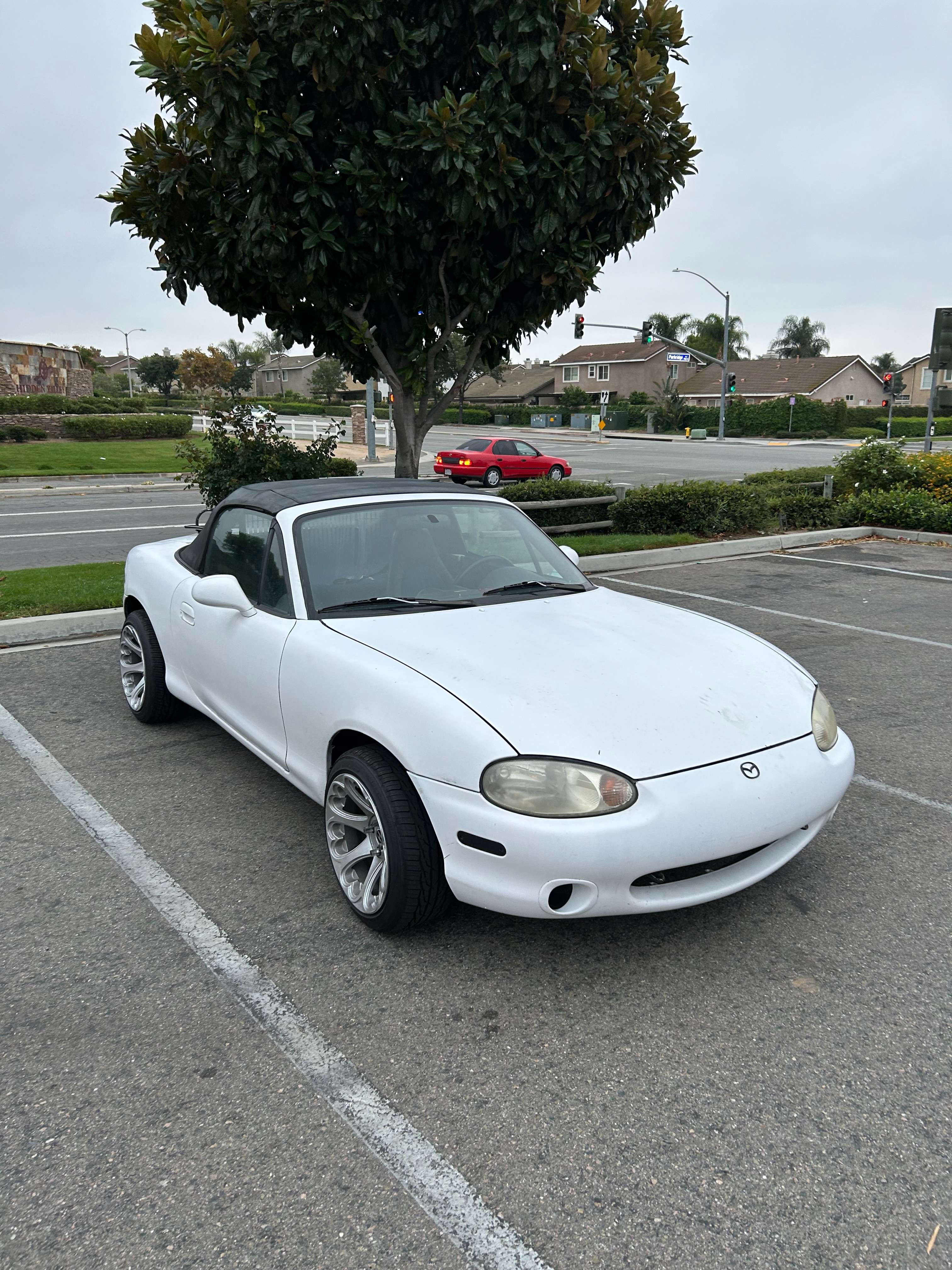 1999 Mazda Miata fitted with KOKORO MonoC 15x8 0mm wheels