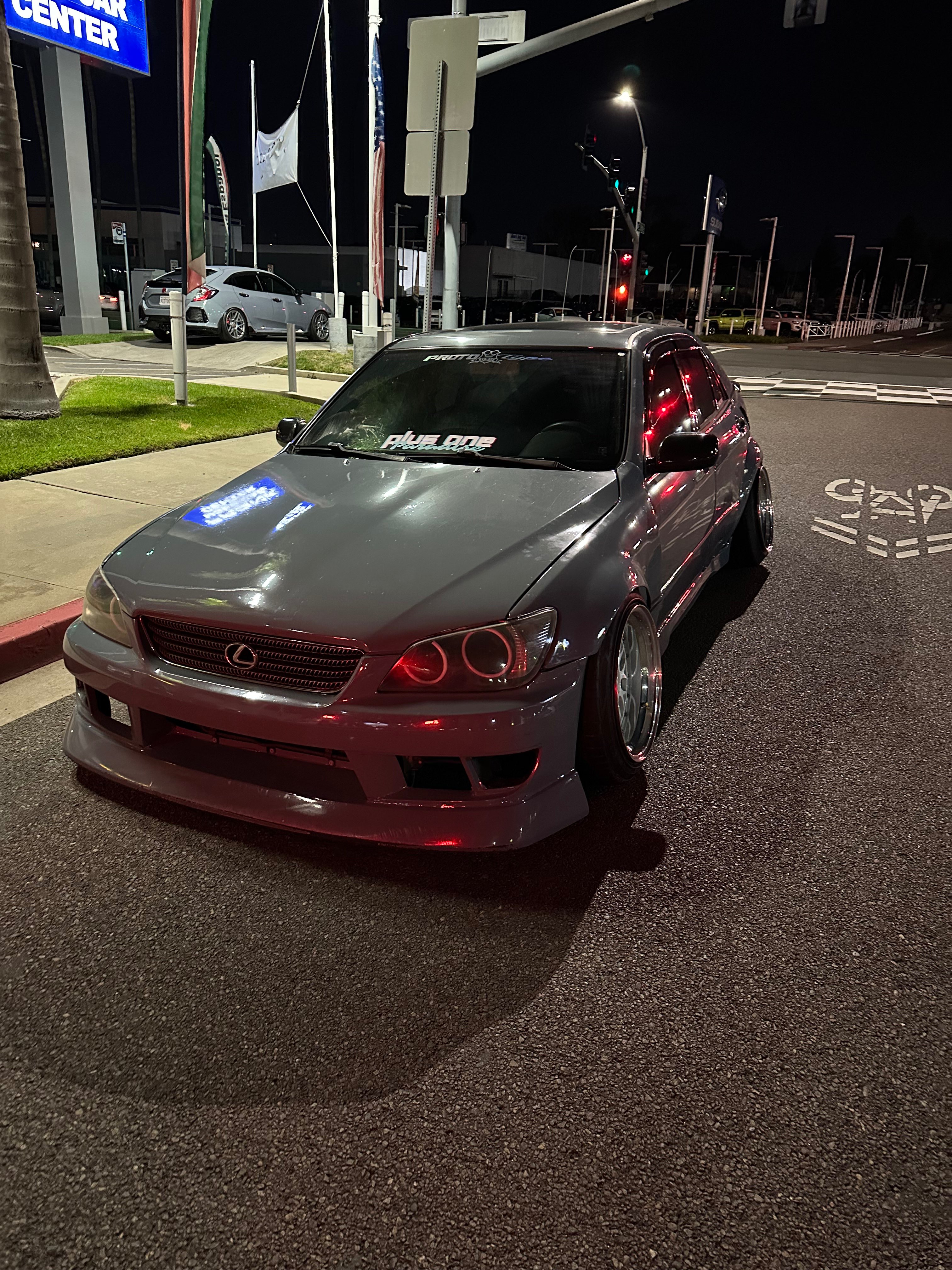 2001 Lexus IS300 fitted with LM 17x12.5 -4mm wheels