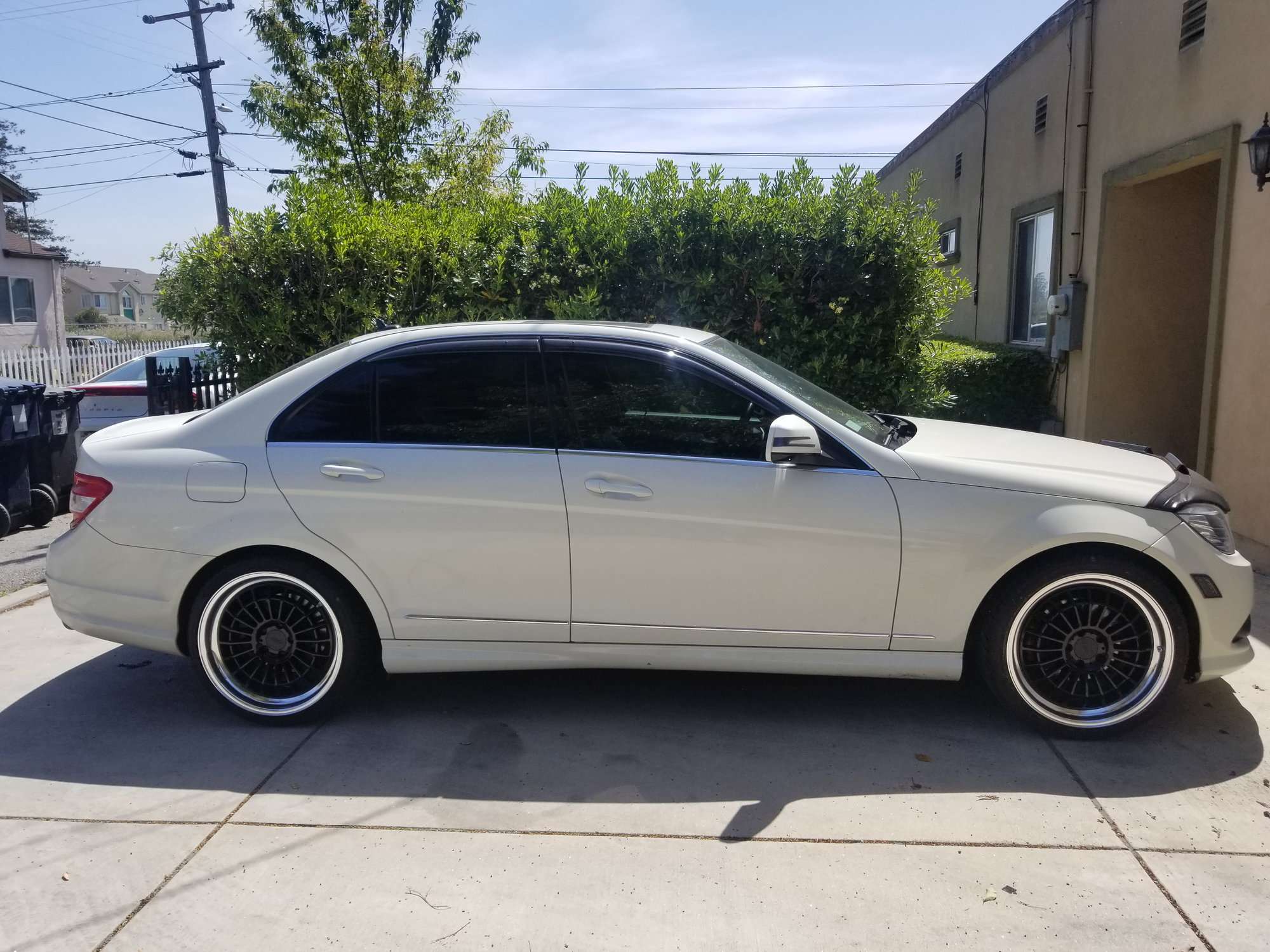 2014 Mercedes-Benz C300 fitted with RALLY 19x8.5 40mm wheels