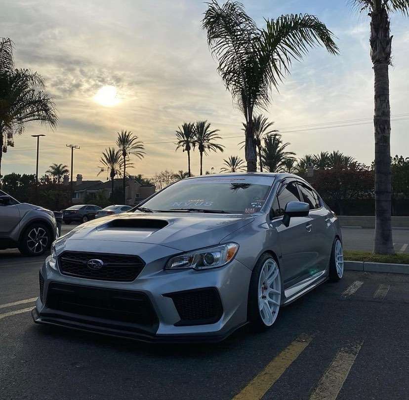 2019 Subaru WRX fitted with ESR CS8 18x9.5 22mm wheels