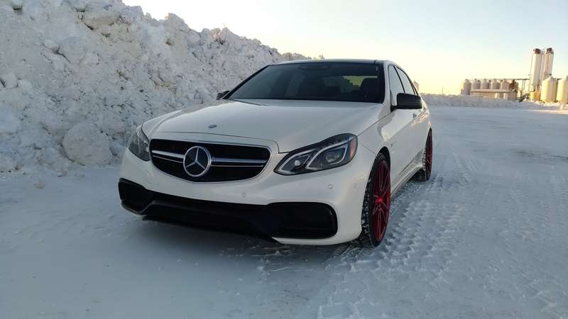 2014 Mercedes-Benz E63 AMG S fitted with Rohana RF2 20x9 25mm wheels