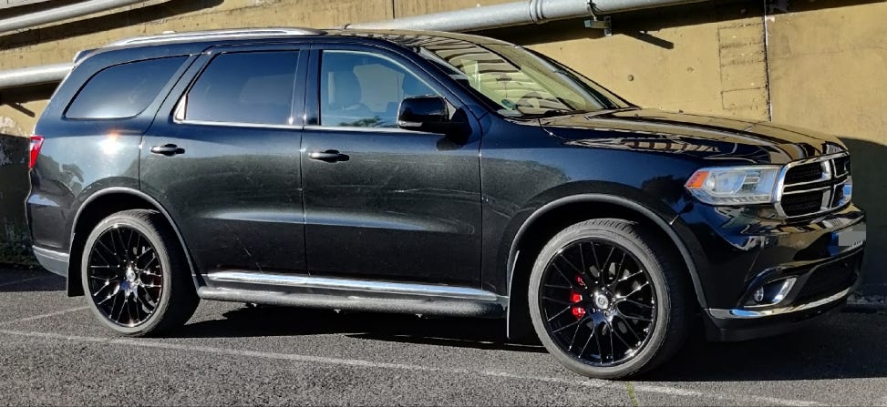 2019 Dodge Durango, on Diewe Impatto Nero 22x10 +42, 285/35R22