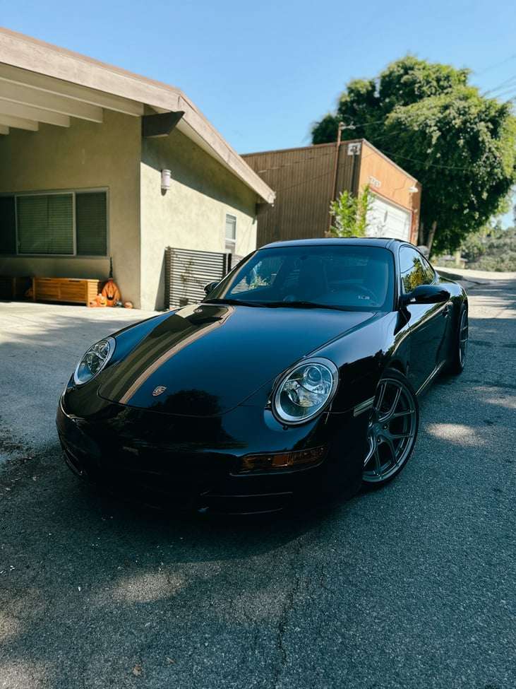 2010 Porsche 911 fitted with RS GT Forged 19x9 48mm wheels