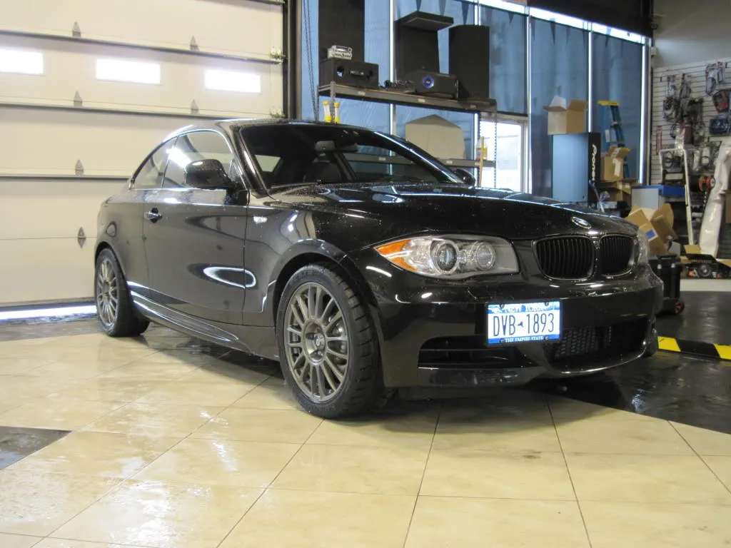 2010 BMW 135i fitted with Sparco Pista 17x7 40mm wheels