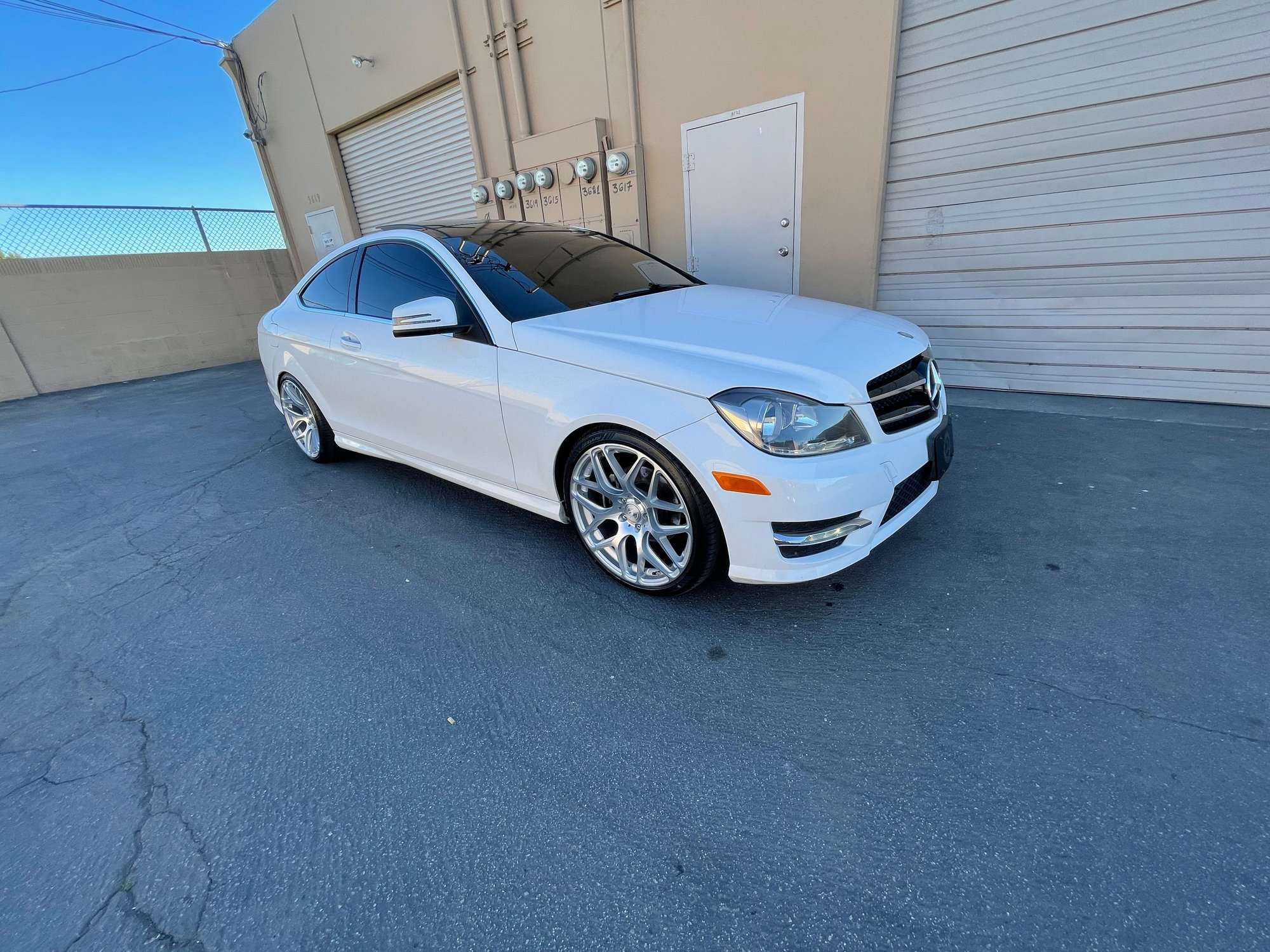 2015 Mercedes-Benz C250 fitted with MRR Ground Force GF9 Silver 19x8.5 40mm wheels