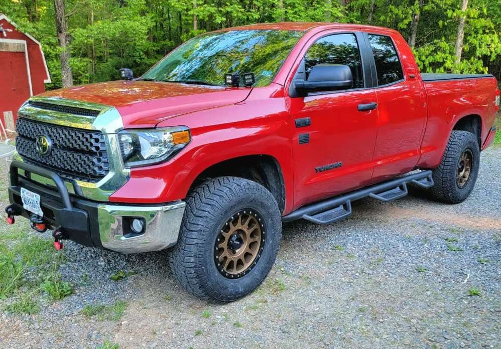 2021 Toyota Tundra - Method MR305 - Bronze 18x9 +25, 315/70R18, coilovers
