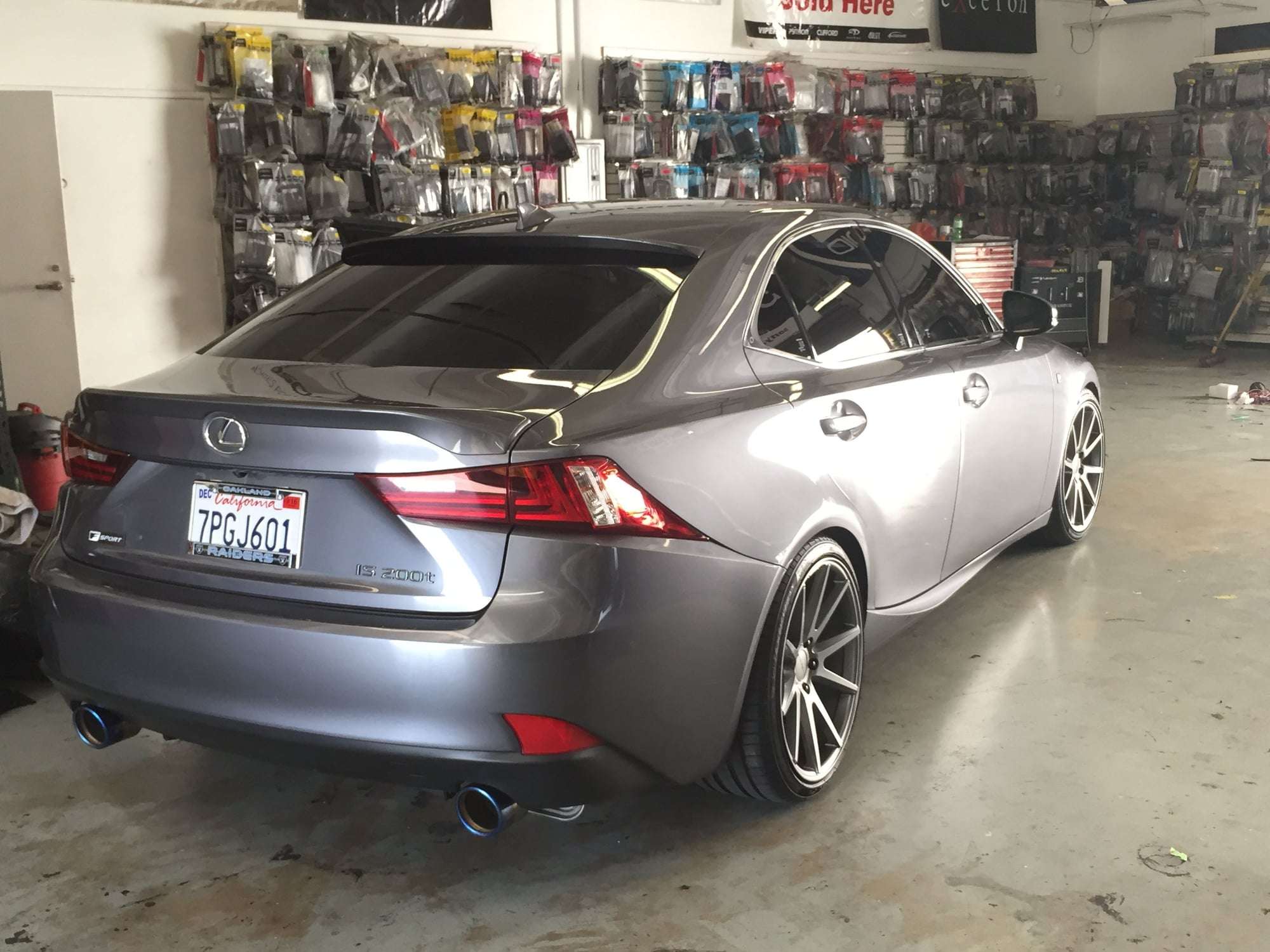 2016 Lexus IS200t fitted with VS1 19x8.5 38mm wheels