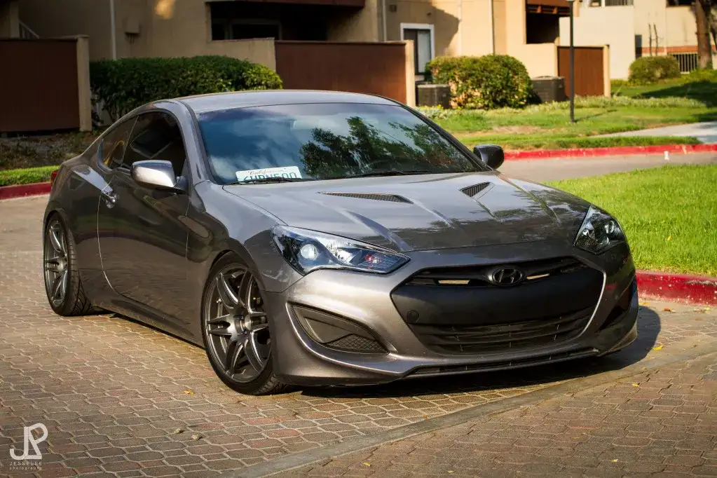2013 Hyundai Genesis Coupe fitted with M368 19x8.5 20mm wheels