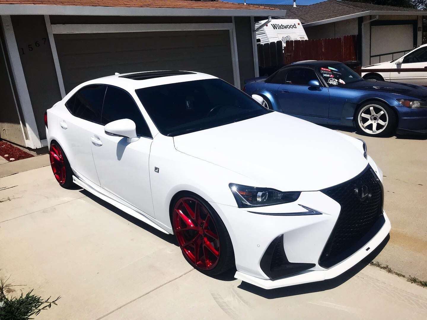 2016 Lexus IS300 fitted with CF5V 20x9.5 35mm wheels