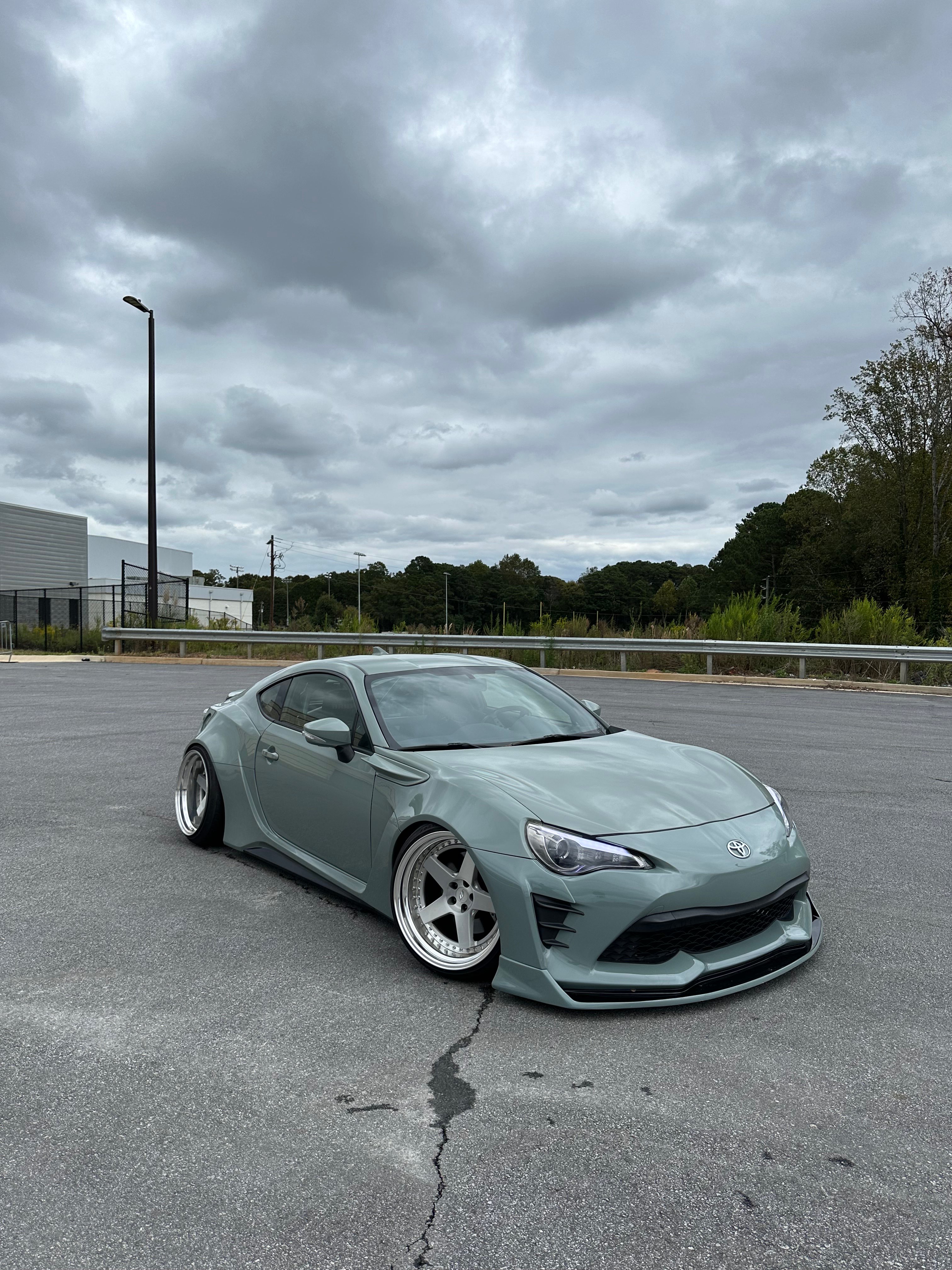 2015 Scion FR-S fitted with Zistance W5s 19x10.5 -13mm wheels