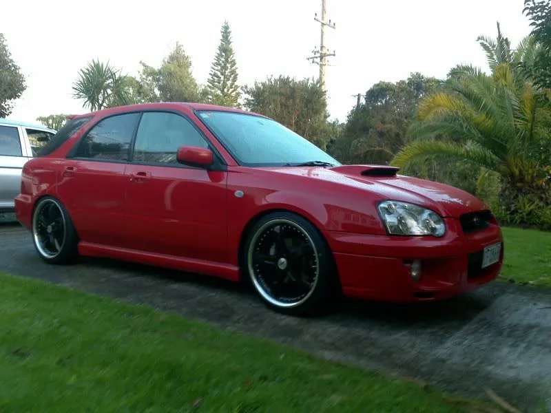 2005 Subaru Impreza fitted with Jarama 19x8 35mm wheels