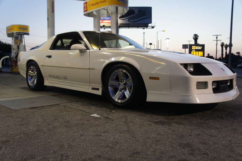 2000 Chevrolet Camaro fitted with Z28 16x8 43mm wheels