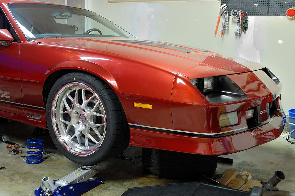 1987 Chevrolet Camaro fitted with HRE 560R 19x10 22mm wheels