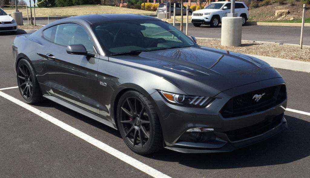 2015 Ford Mustang fitted with Forgestar CF10 20x9.5 40mm wheels