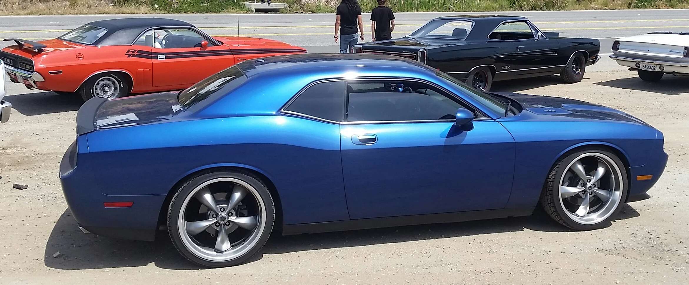 2010 Dodge Challenger · American Racing Torq Thrust M (Anthracite Finish) · 22x9.5