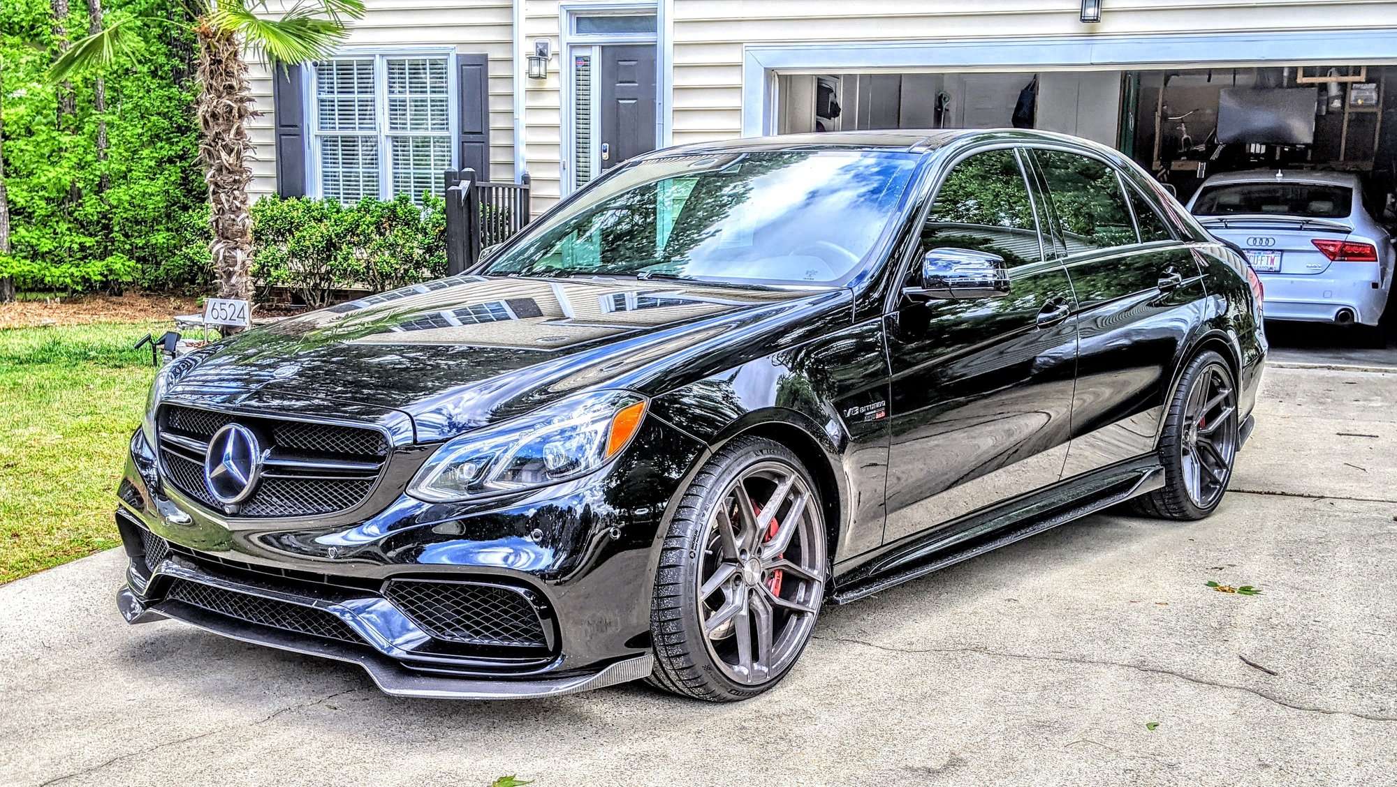 2014 Mercedes-Benz E63 AMG S fitted with Stance SF03 20x9 35mm wheels