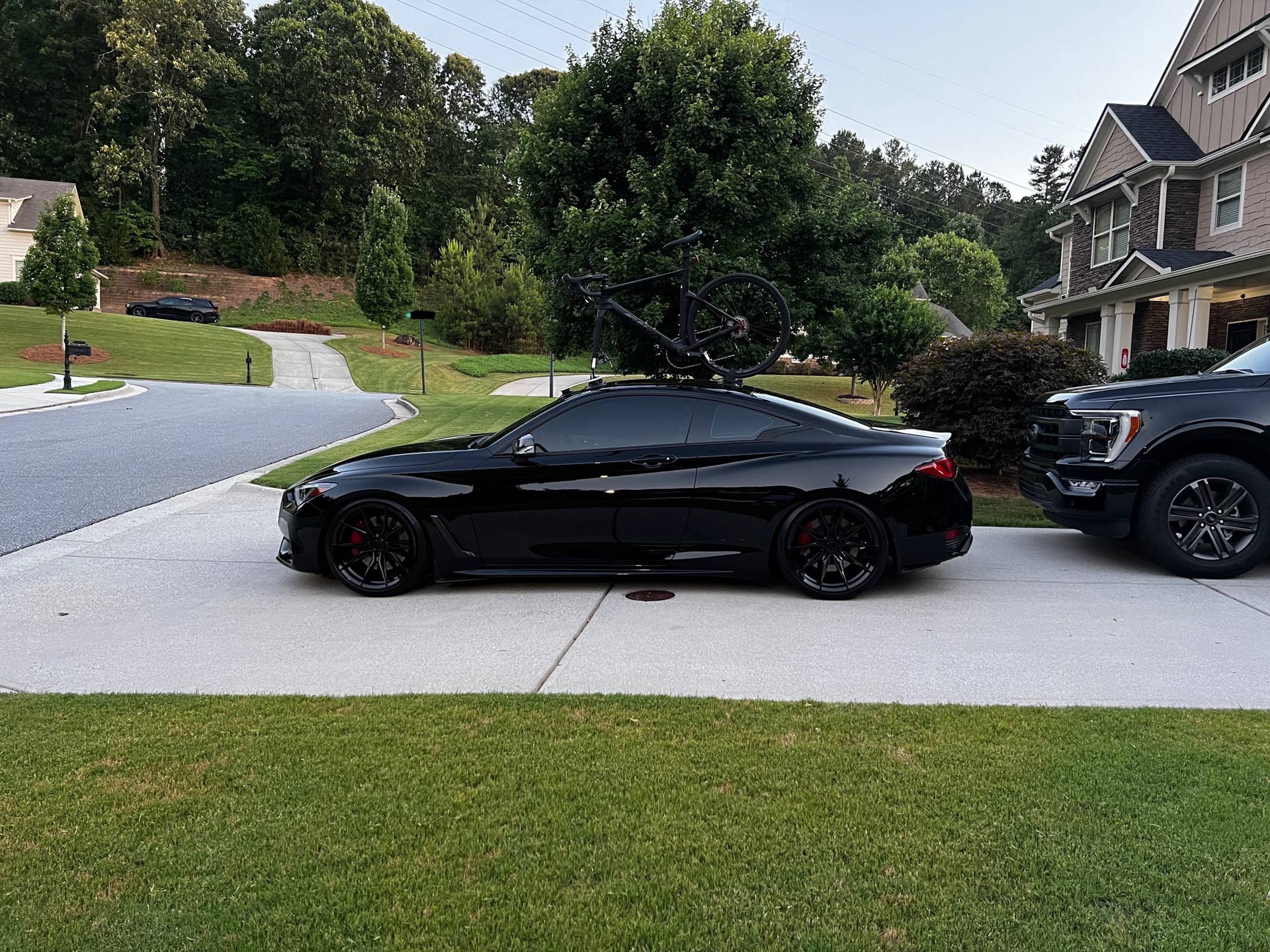 2022 INFINITI Q60 on Rohana RFX13