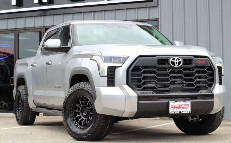 2023 Toyota Tundra · KMC KM547 Carnage · 17x9