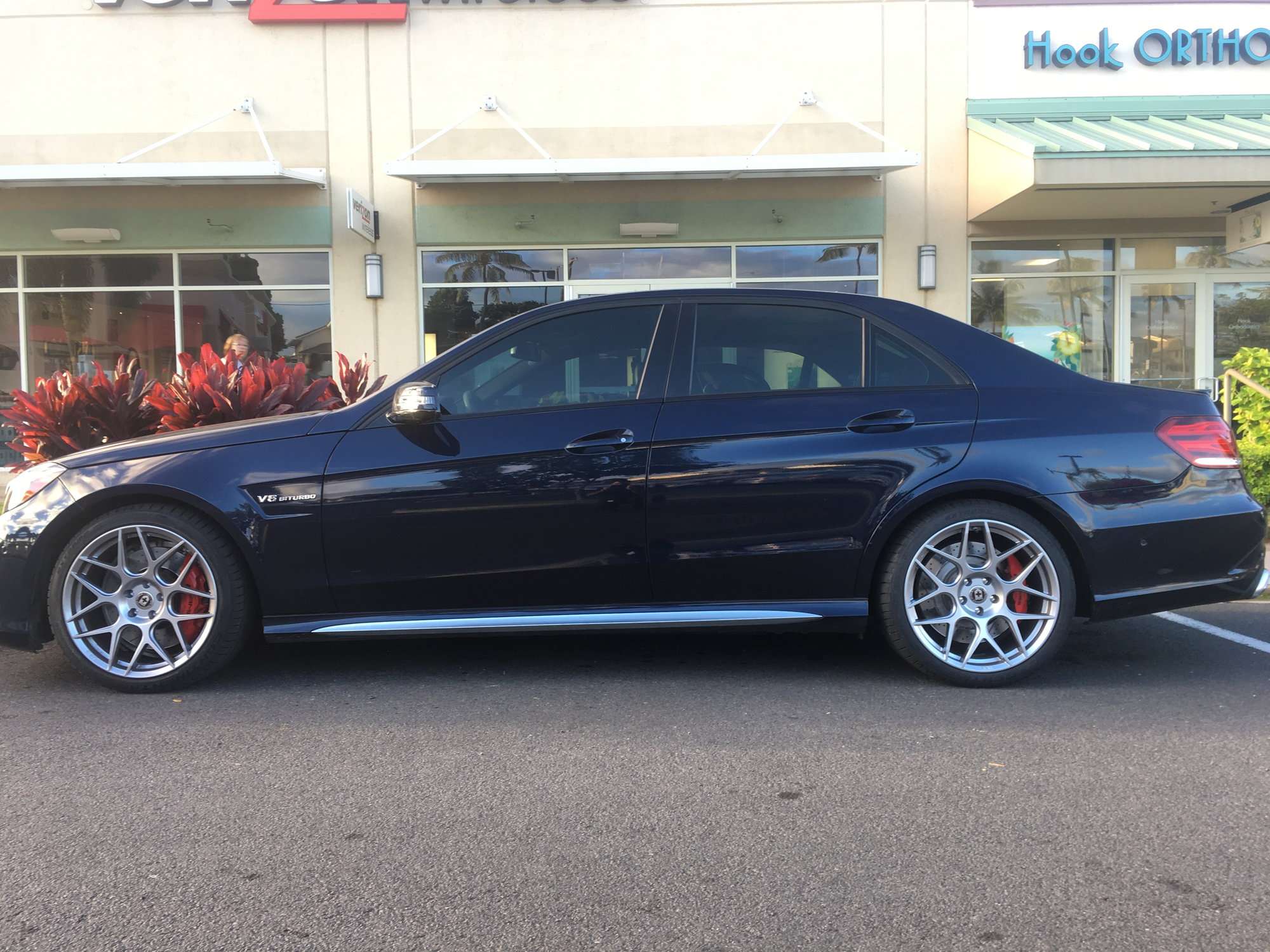 2014 Mercedes-Benz E63 AMG S fitted with HREs FF01 19x9 30mm wheels