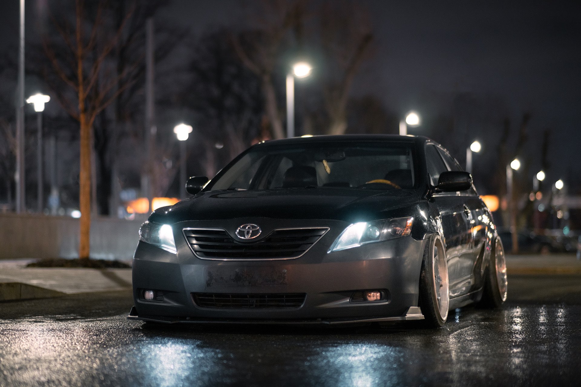 2006 Toyota Camry fitted with Bazreia 19x10 20mm wheels