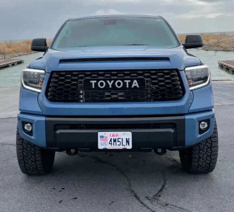 2020 Toyota Tundra fitted with Vapor - Black 18x9 1mm wheels