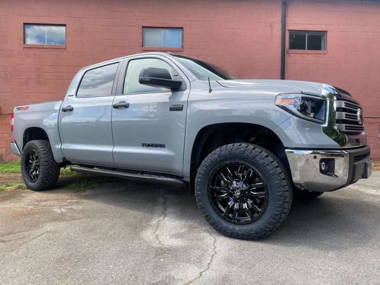 2021 Toyota Tundra on Fuel Off-Road Sledge D595