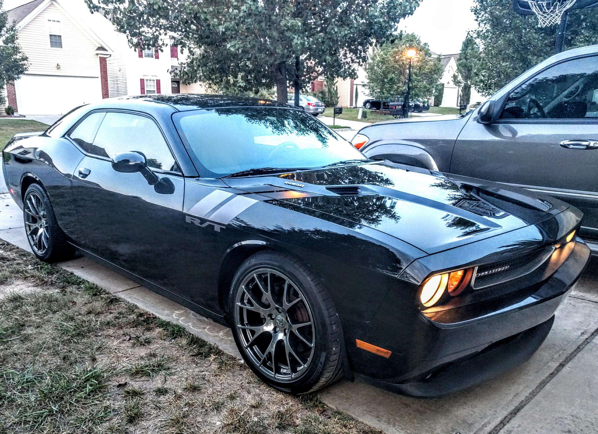 2020 Dodge Challenger · REPLICA WHEELS Hellcat Wheels · 20x9
