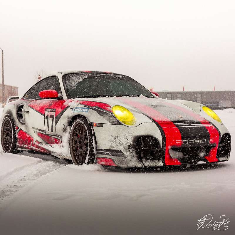 2001 Porsche 911 fitted with ESR ES11-ST - Gunmetal 19x9 38mm wheels