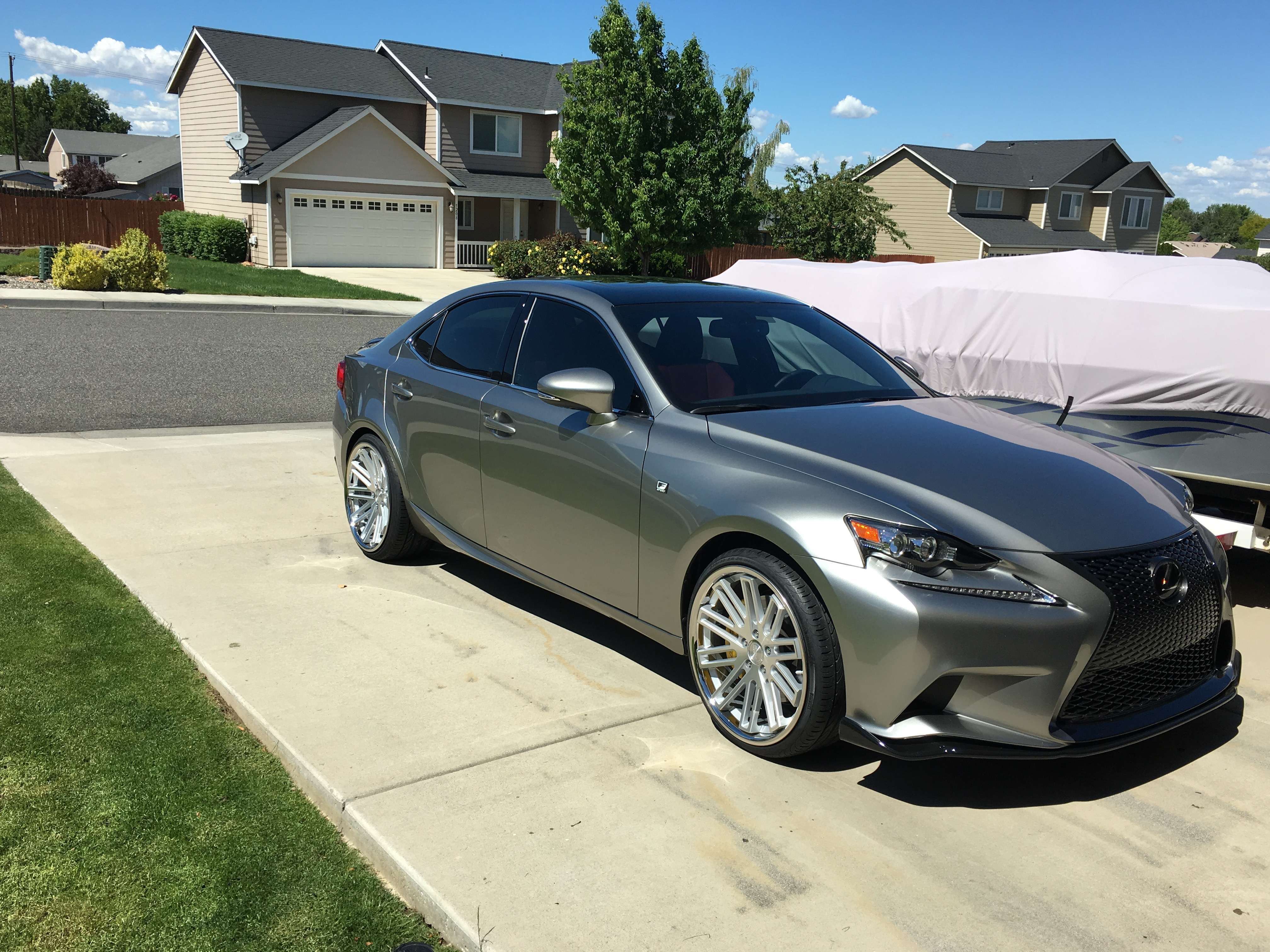 2015 Lexus IS250 fitted with CS20 20x9 35mm wheels