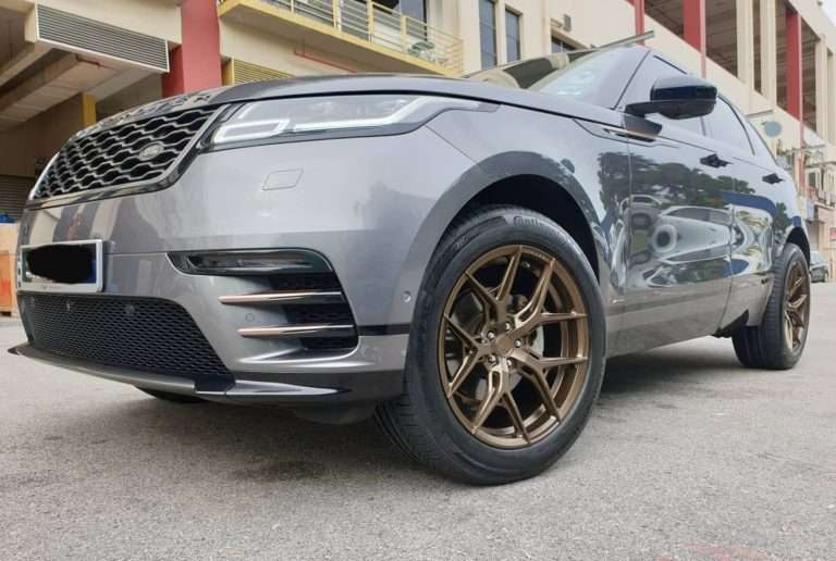 2022 Land Rover Range Rover Velar fitted with HF-5 20x10 40mm wheels