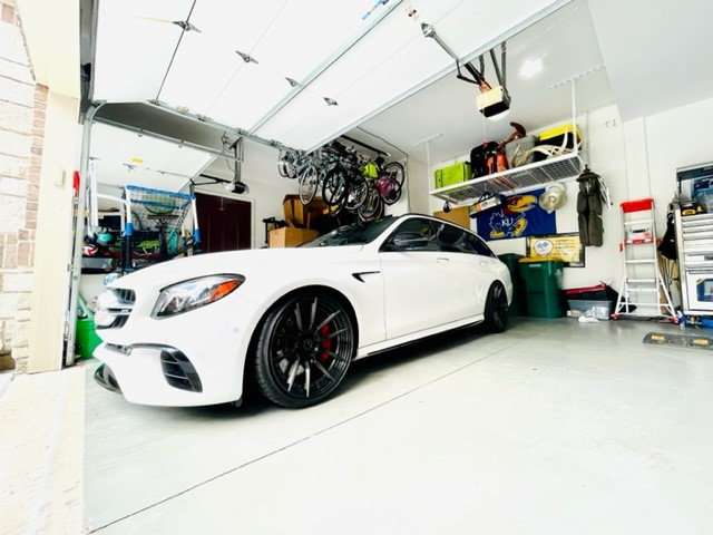 2018 Mercedes-Benz E63 AMG S fitted with BC Forged HCA162 20x10 44mm wheels