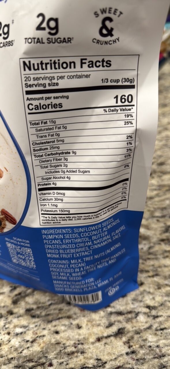 nutrail nut granola blueberry cinnamon sweet & crunchy