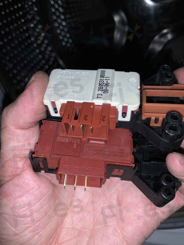 解密Blomberg洗衣機的「沉默」：當機門感應系統罷工時 🤫