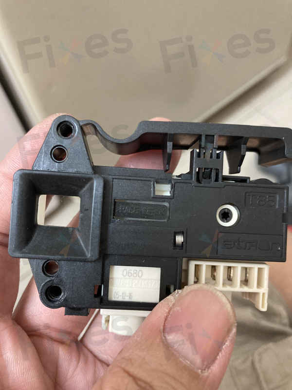 鎖門異常，出現故障碼E01🔒Philco飛歌牌前置式洗衣機 PV610S