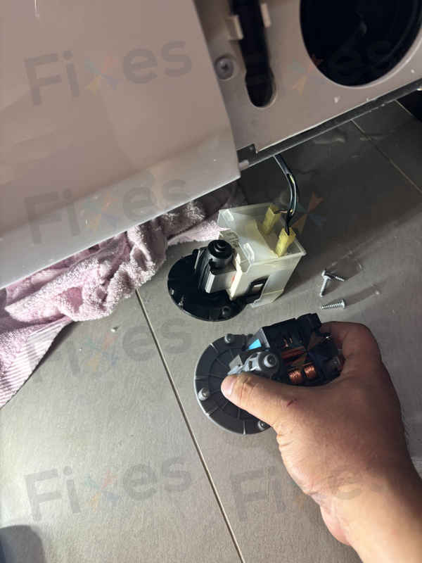 LG洗衣機出現0E故障碼？客戶維修經歷揭示常見原因 🔍