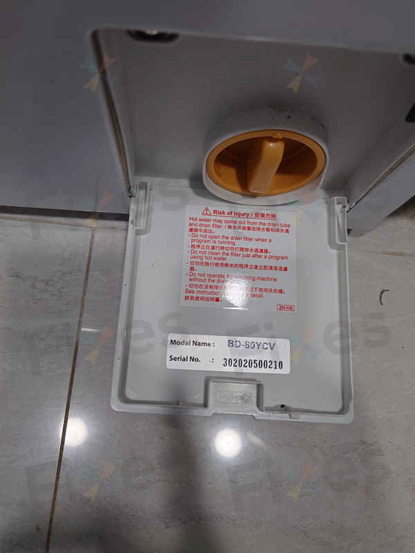 日立BD系列洗衣機C02排水問題:硬質雜物如何悄悄損害排水泵零件 ⚙️